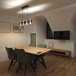 Helle, Zentrumsnahe Und Komfortabel 2-Zimmer Wohnung